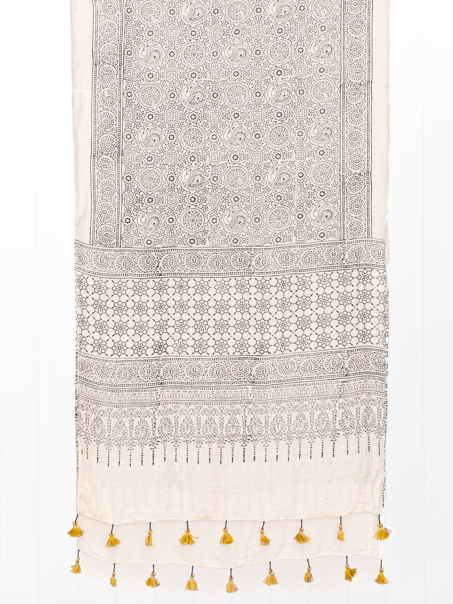 Buddhi Love Scarf Gift Box Gift Packs, md22, Meditation Accessories -xo