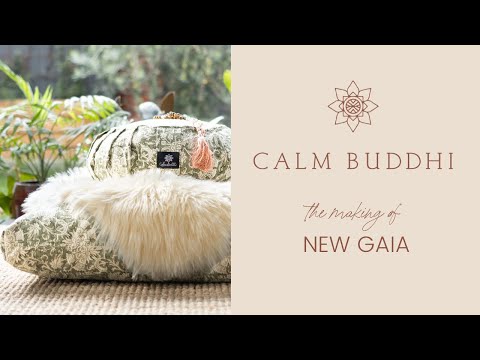 
                  
                    Load and play video in Gallery viewer, New Gaia Zabuton Meditation Cushion
                  
                