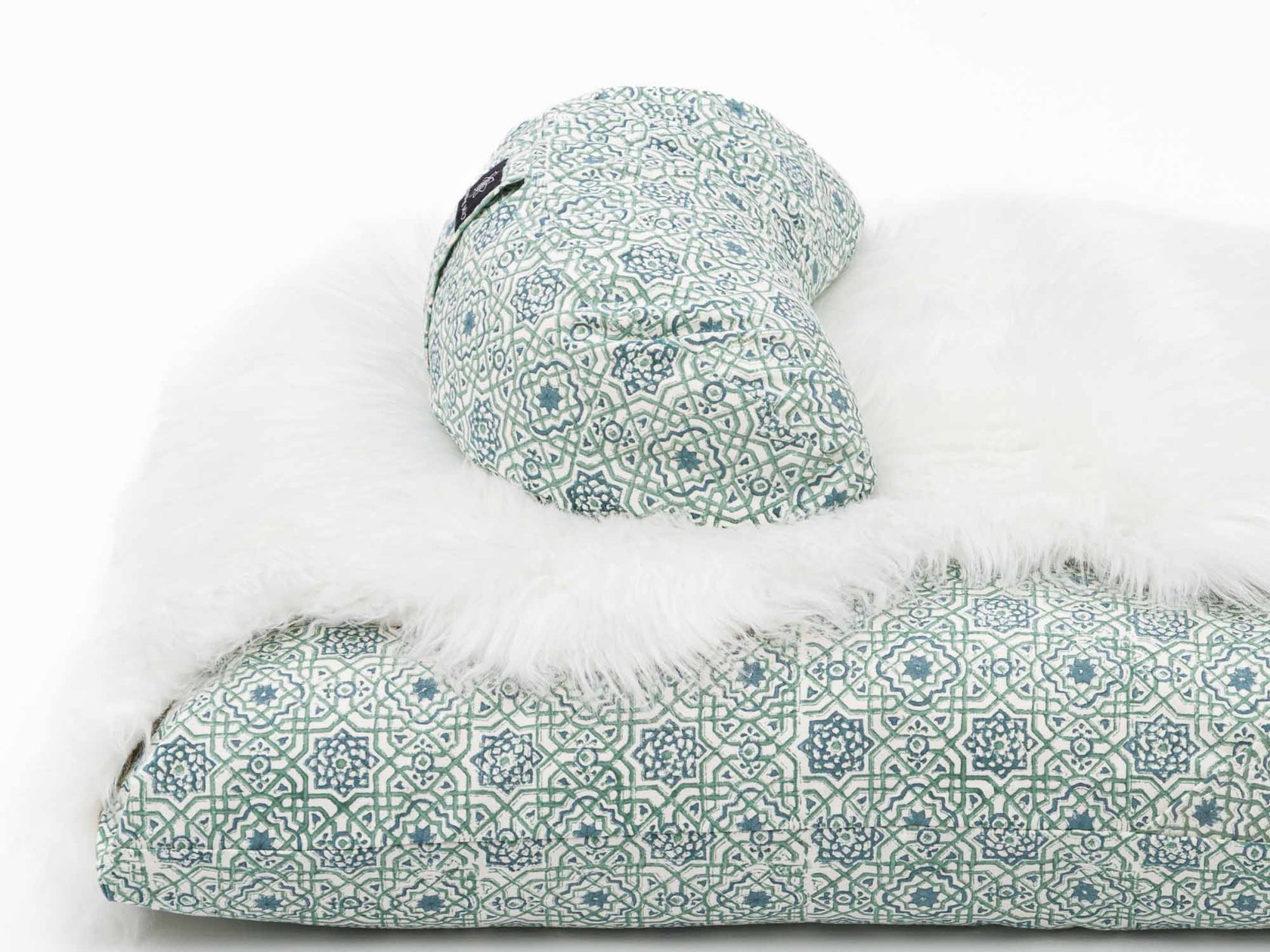 Choosing the best meditation cushion for your practice Calm Buddhi