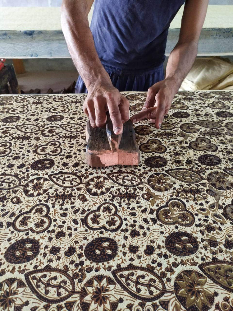 
                  
                    Round Meditation Cushion - Fig leaf Ajrakh zafu-Block Printed, Zafus-xo
                  
                